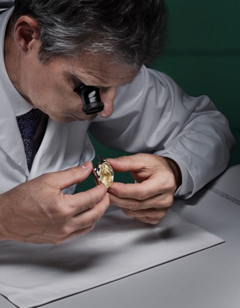 rolex-servicing-2234 rolex-sav retailers 104 estimation vérification no de serie boite v5-landscape