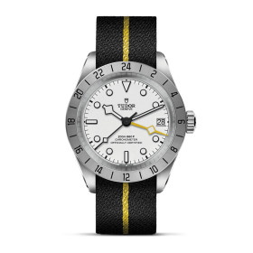 Damen- und Herrenuhr, TUDOR Black Bay Pro, Ref: M79470-0005
