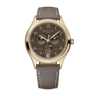 Damen- und Herrenuhr, Patek Philippe Jahreskalender, Ref: 4946R-001